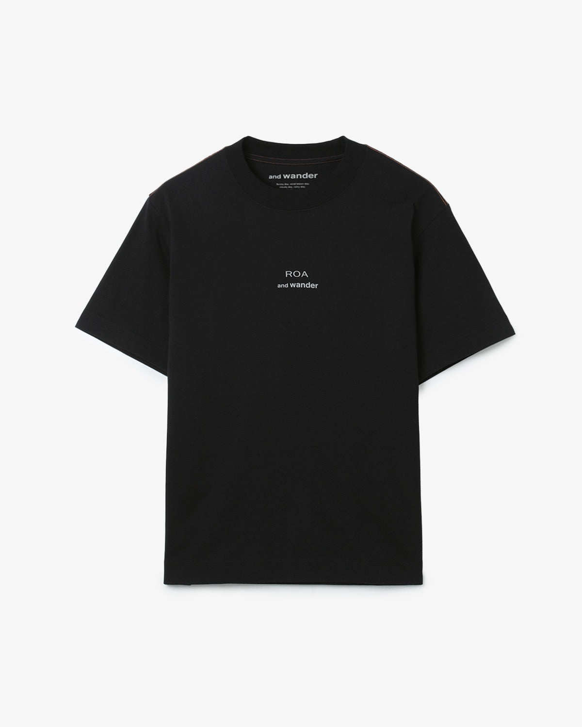 ROA × and wander LOGO PRINTED T