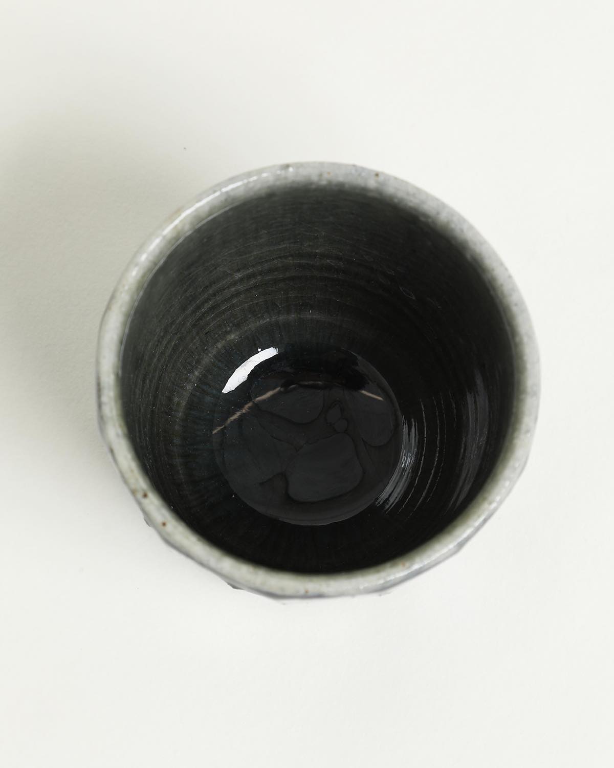 瑠璃 ⾯取湯呑み