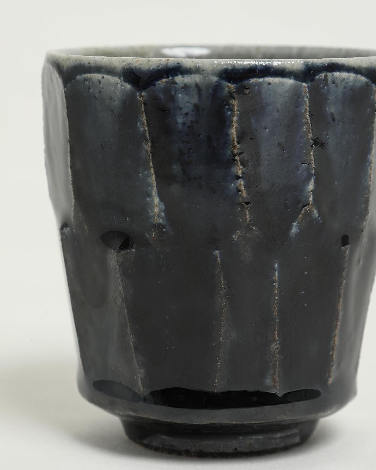 瑠璃 ⾯取湯呑み