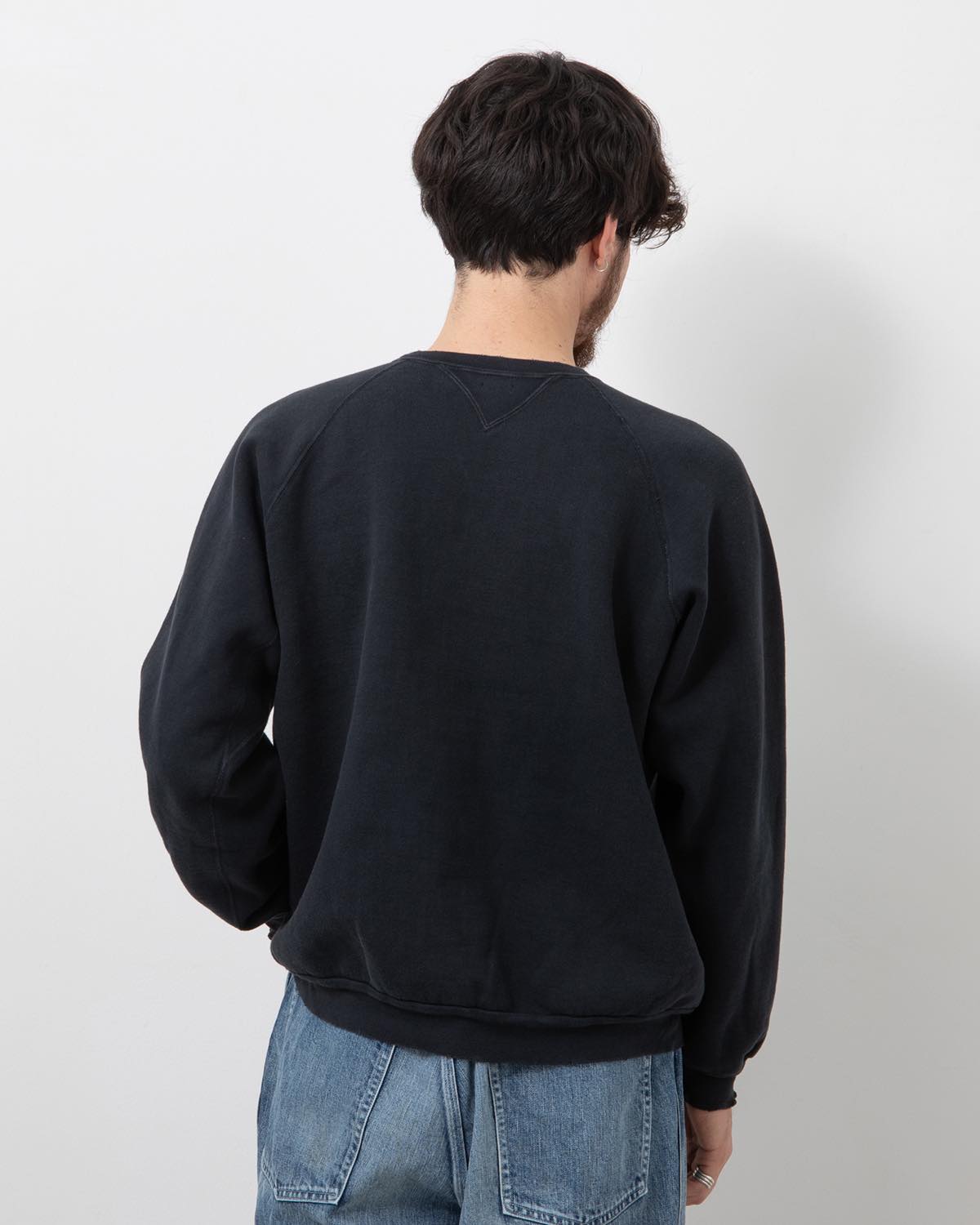 VINTAGE DOUBLE V SWEATSHIRT