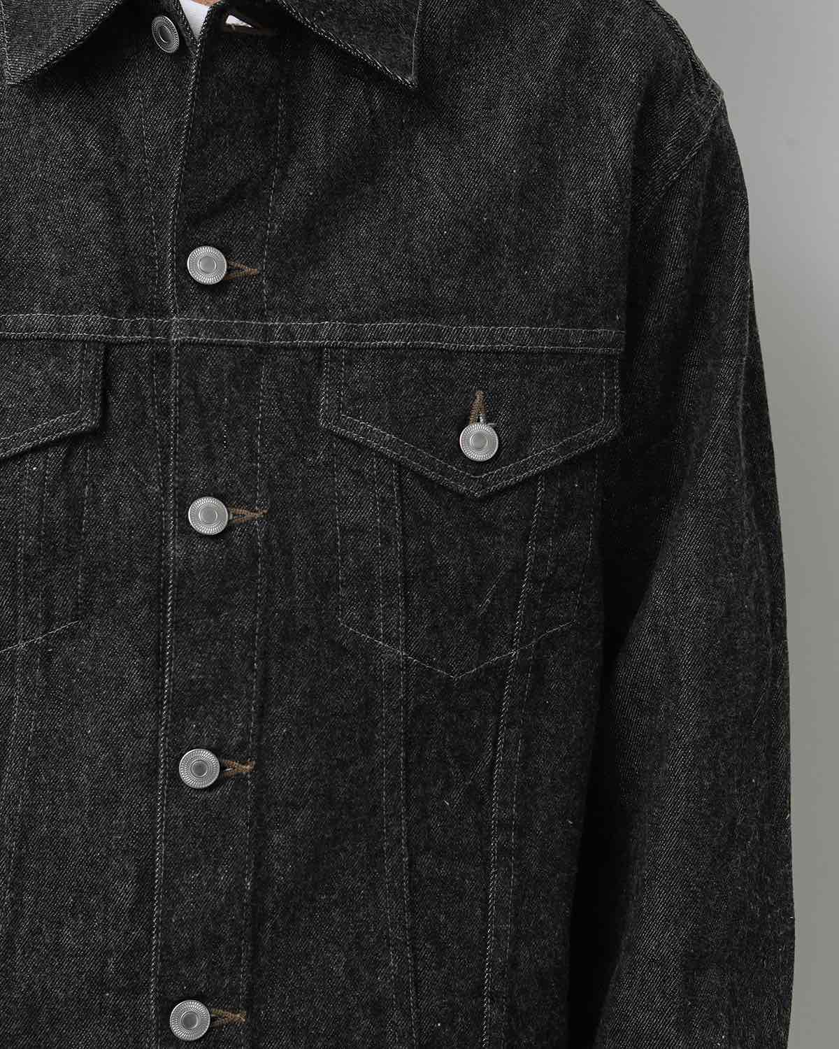 BLACK DENIM TRUCKER JACKET