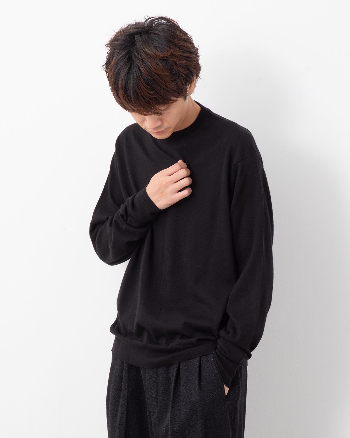 CASHMERE HIGH GAUGE CREW NECK SWEATER