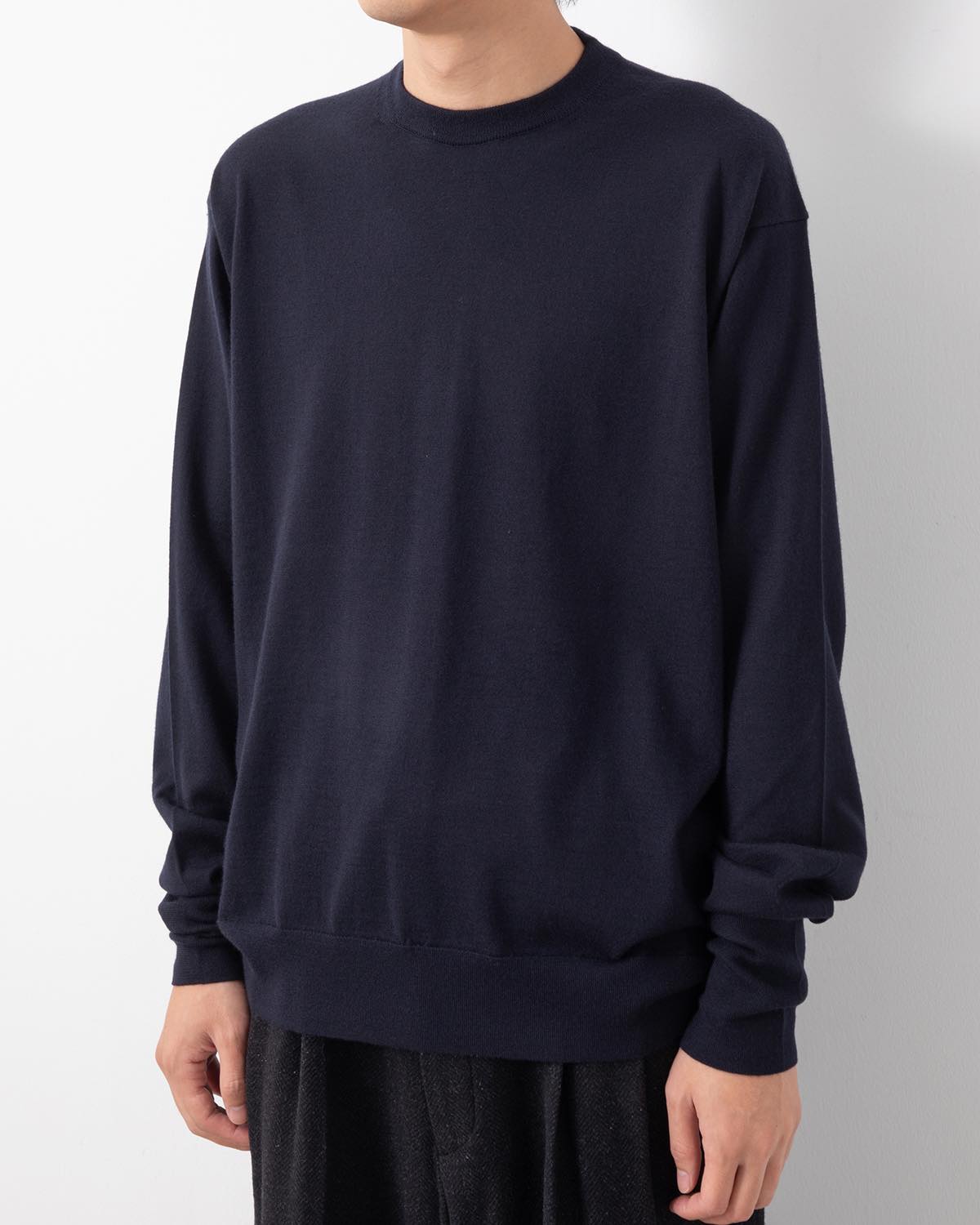 CASHMERE HIGH GAUGE CREW NECK SWEATER