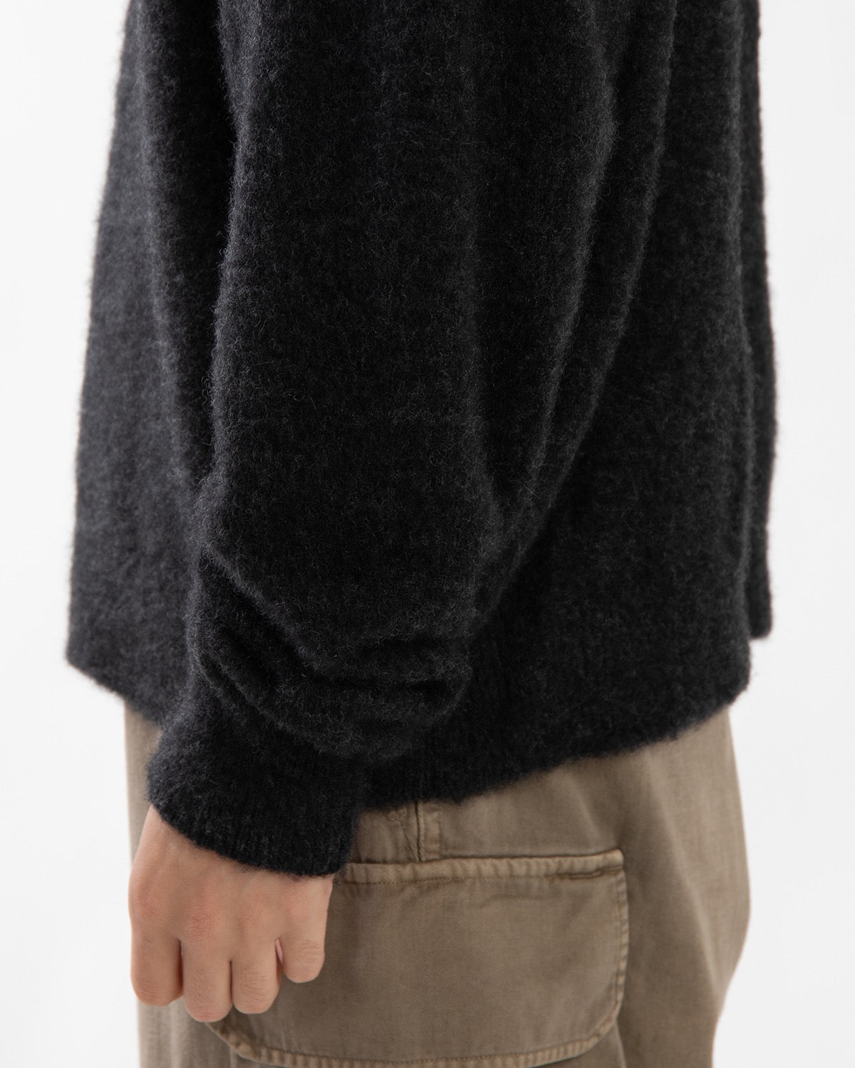 BRUSHED CASHMERE MIDDLE GAUGE PULLOVER SWEATER