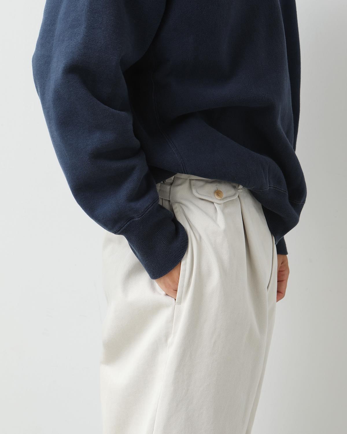 TYPE.2 CHINO TROUSERS