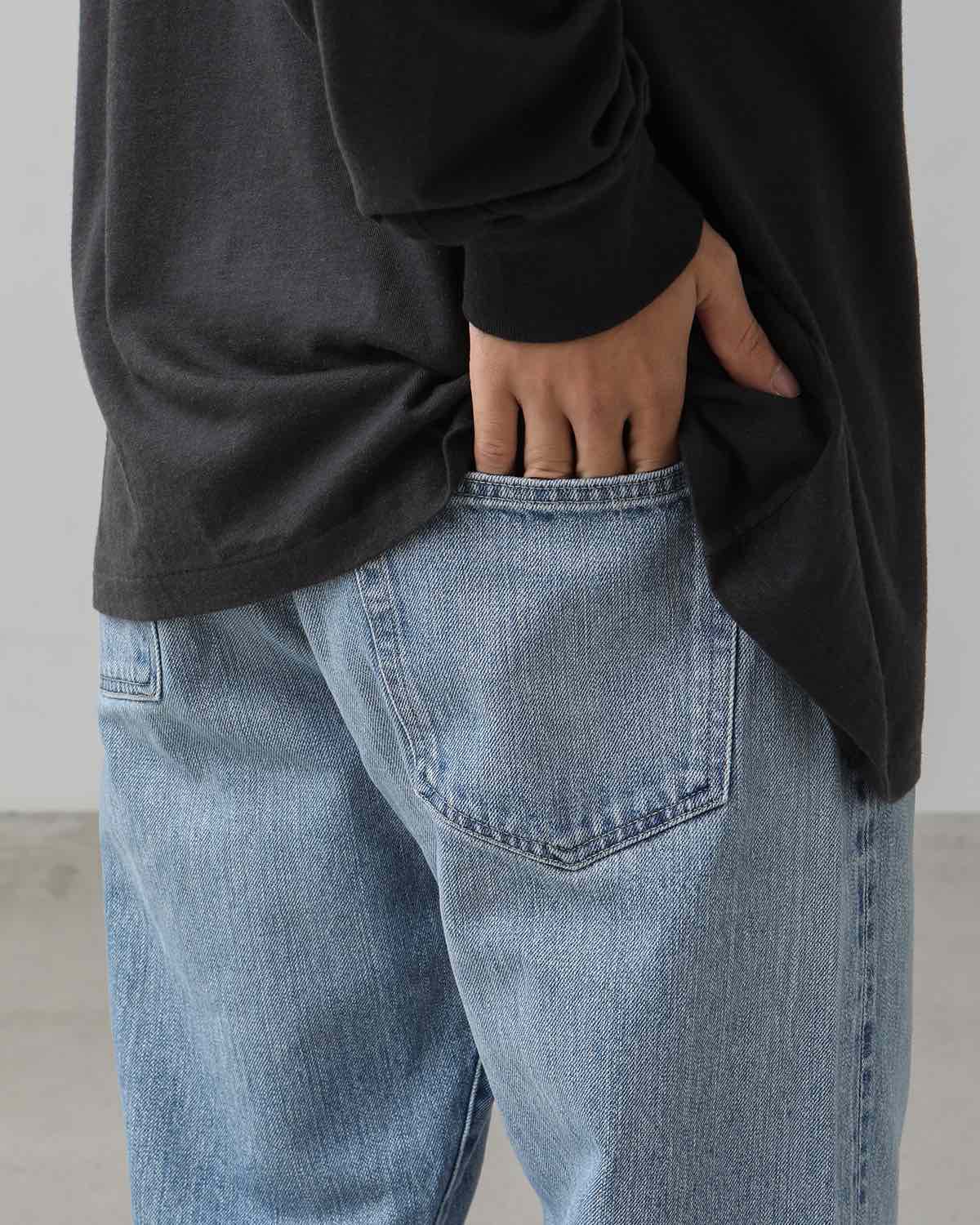 WASHED DENIM PANTS