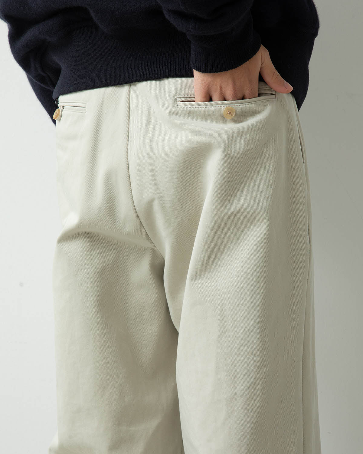 TYPE.3 CHINO TROUSERS