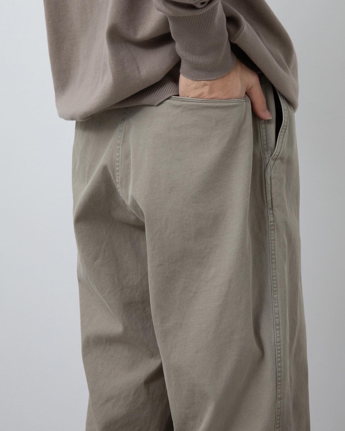 VINTAGE CHINO TROUSERS