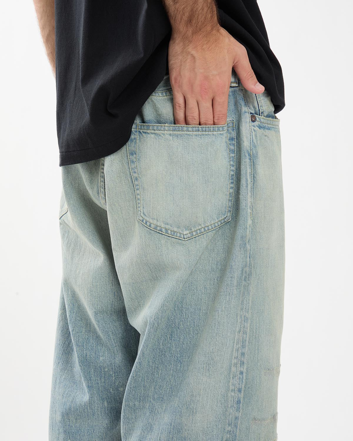 NO.37 WASHED WIDE DENIM PANTS