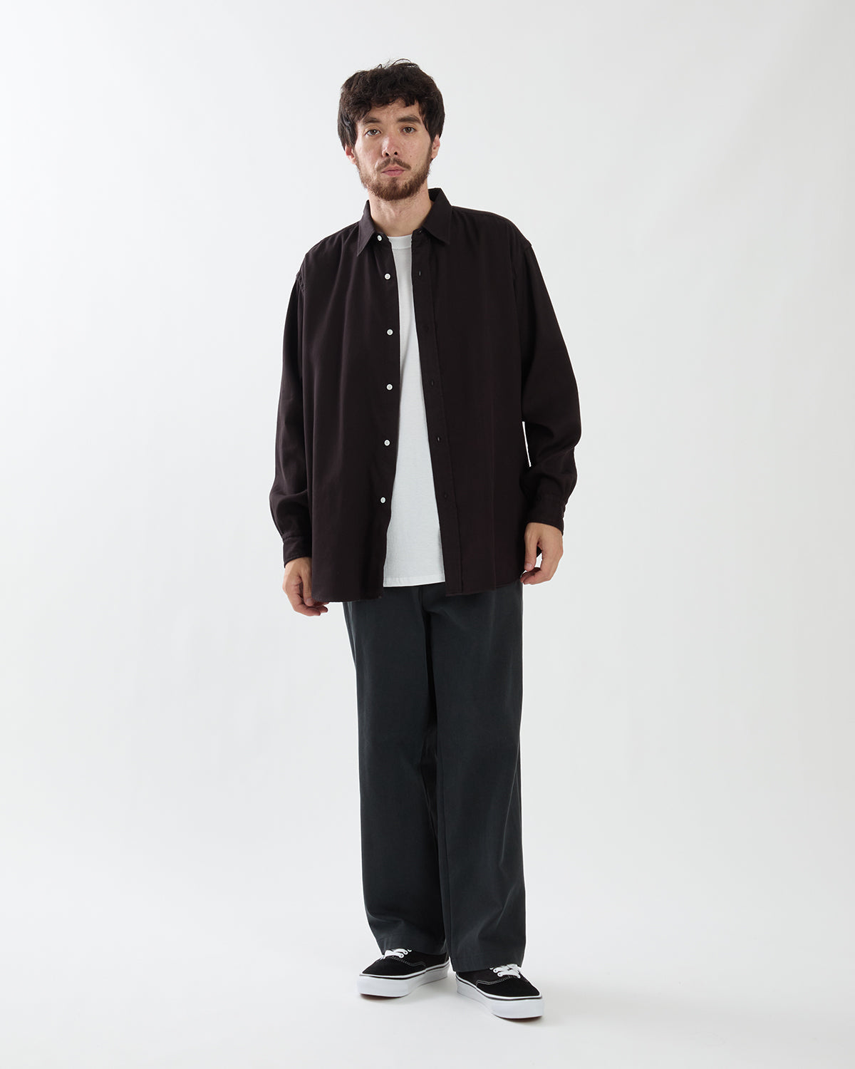 TYPE.3 CHINO TROUSERS