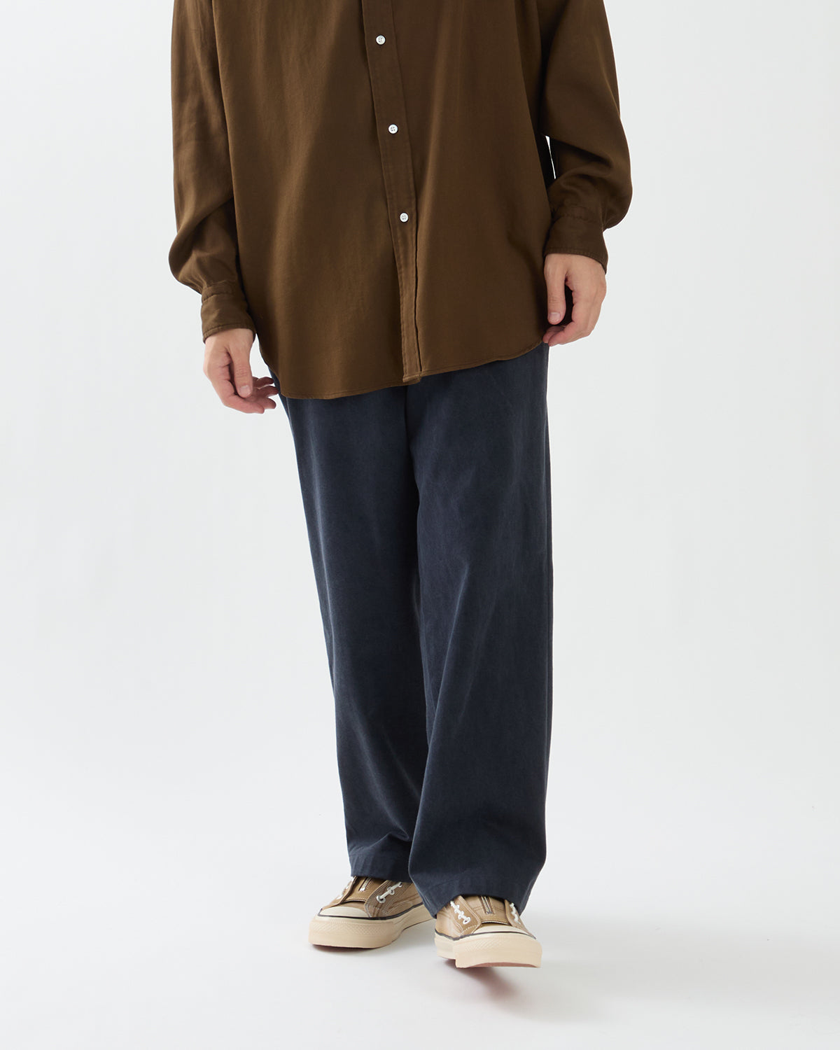 TYPE.3 CHINO TROUSERS