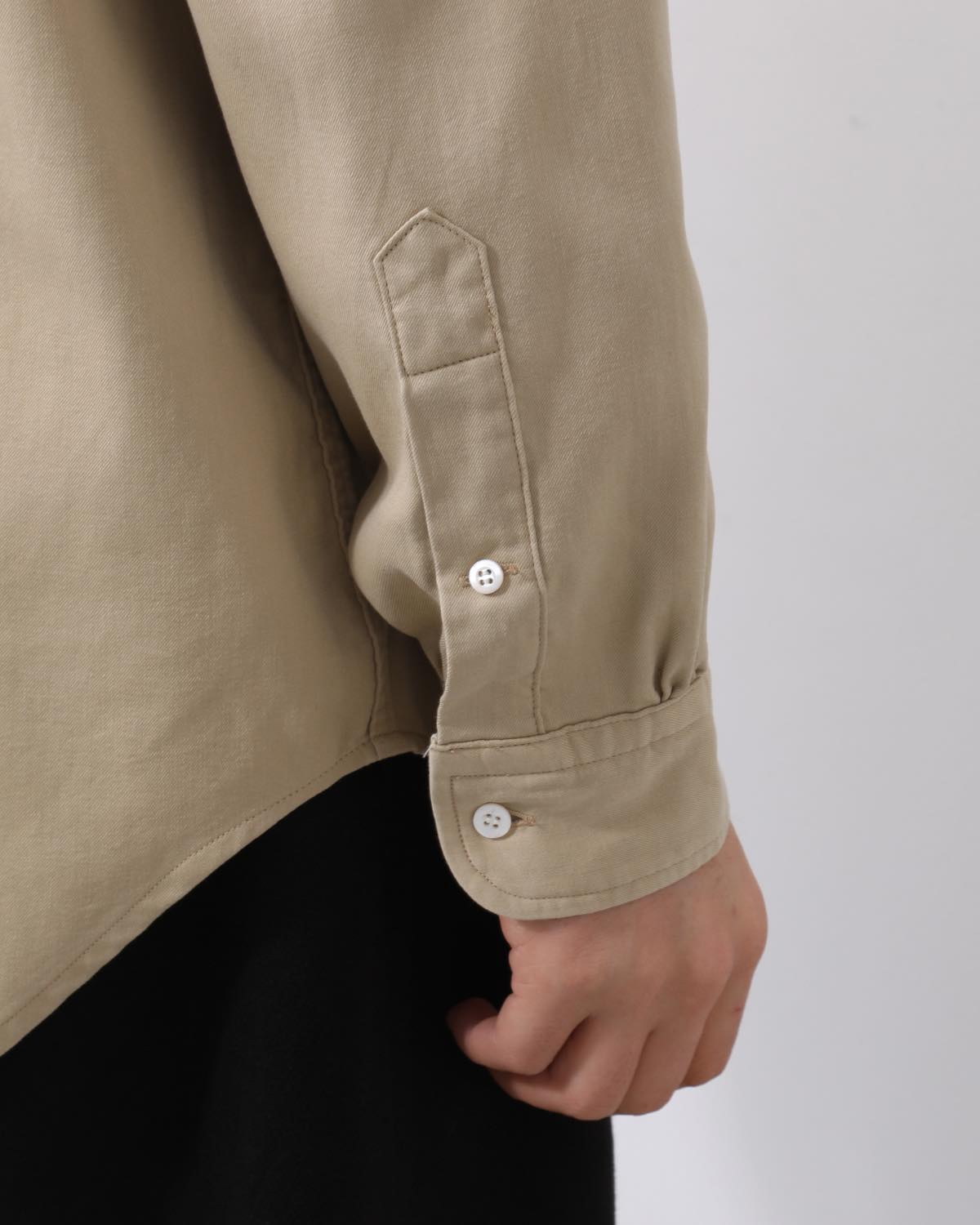 DOUBLE WEAVE TWILL REGULAR COLLAR SHIRT