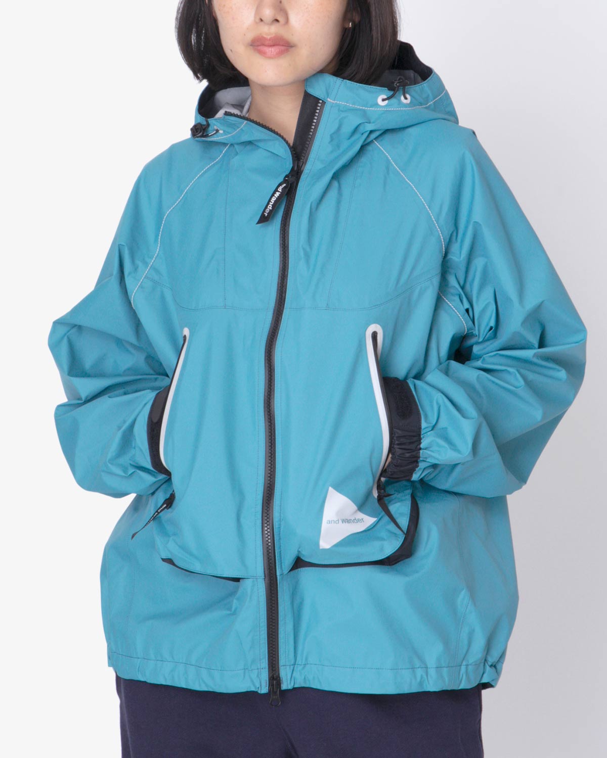 LOOSE FITTING RAIN JACKET (WOMEN'S)