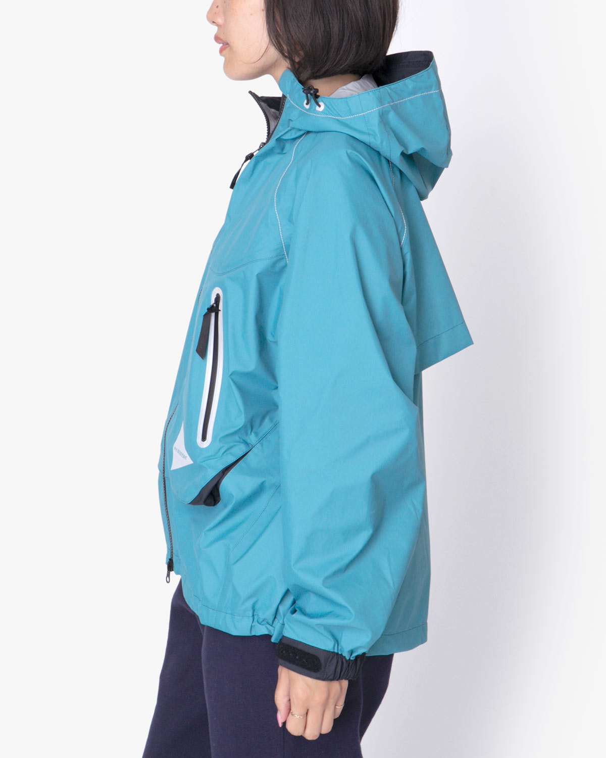 LOOSE FITTING RAIN JACKET (WOMEN'S)