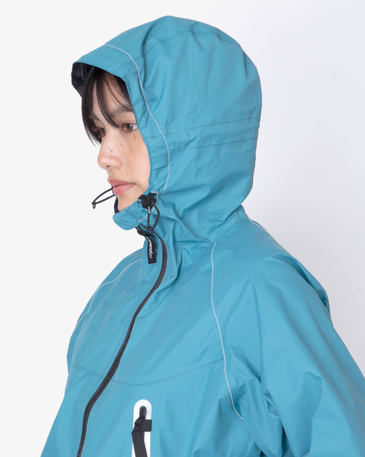 LOOSE FITTING RAIN JACKET (WOMEN'S)