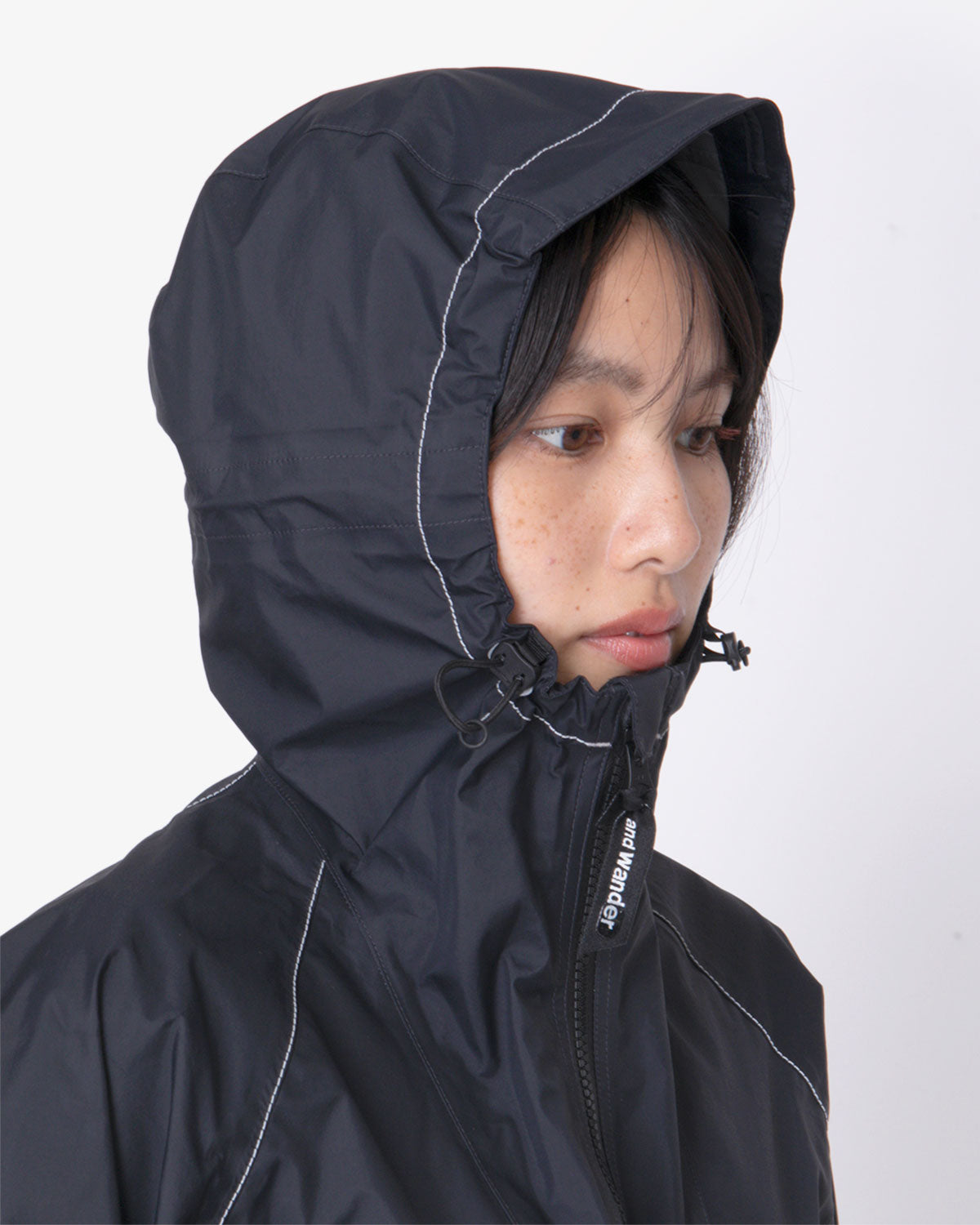 LOOSE FITTING RAIN JACKET (WOMEN'S)