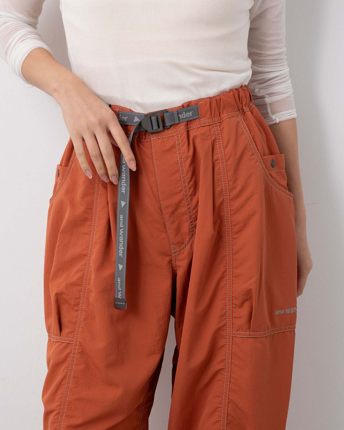 CRINKLED NYLON PANTS (WOMEN'S)