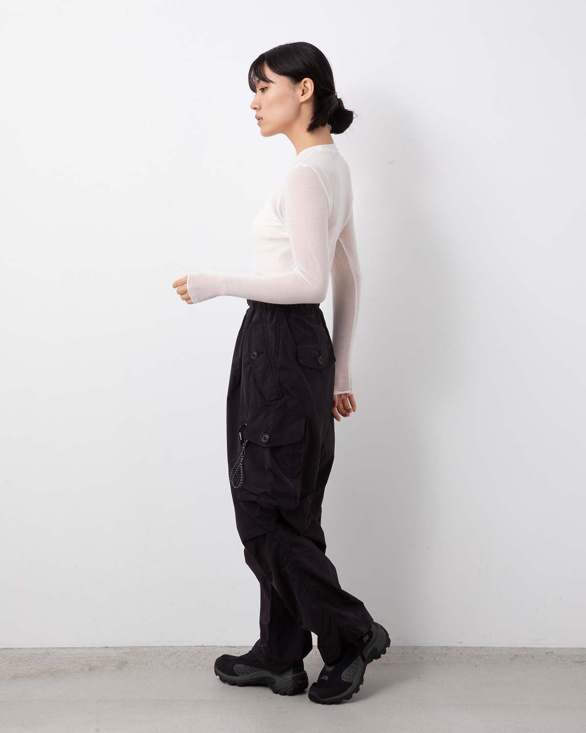 OVERSIZED CARGO PANTS (WOMEN'S)