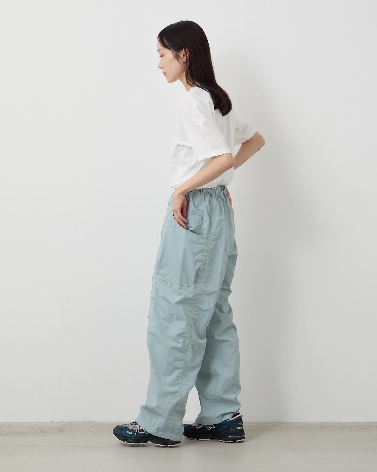 CRINKLED NYLON PANTS (WOMEN'S)