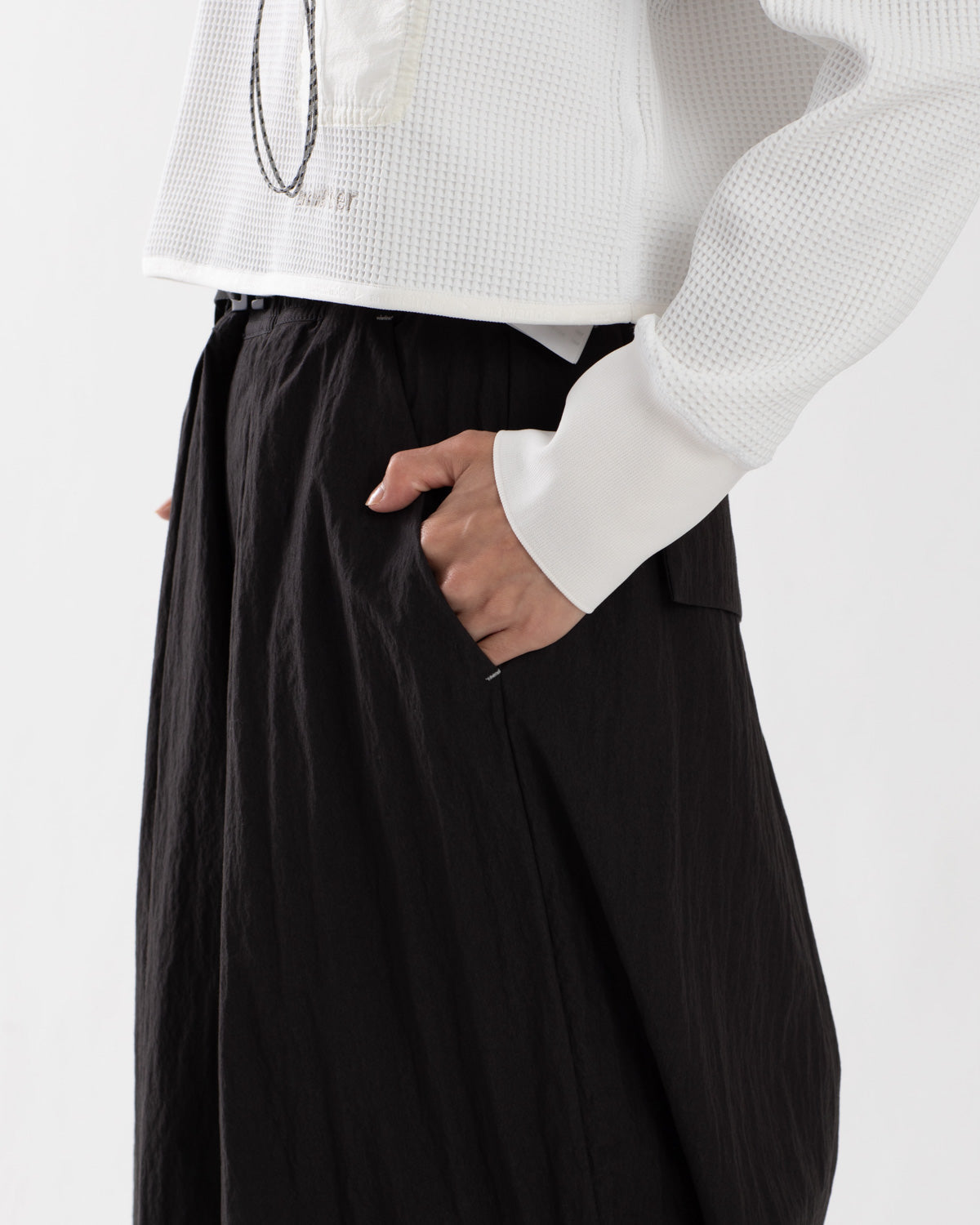 TUCK PANTS (W)