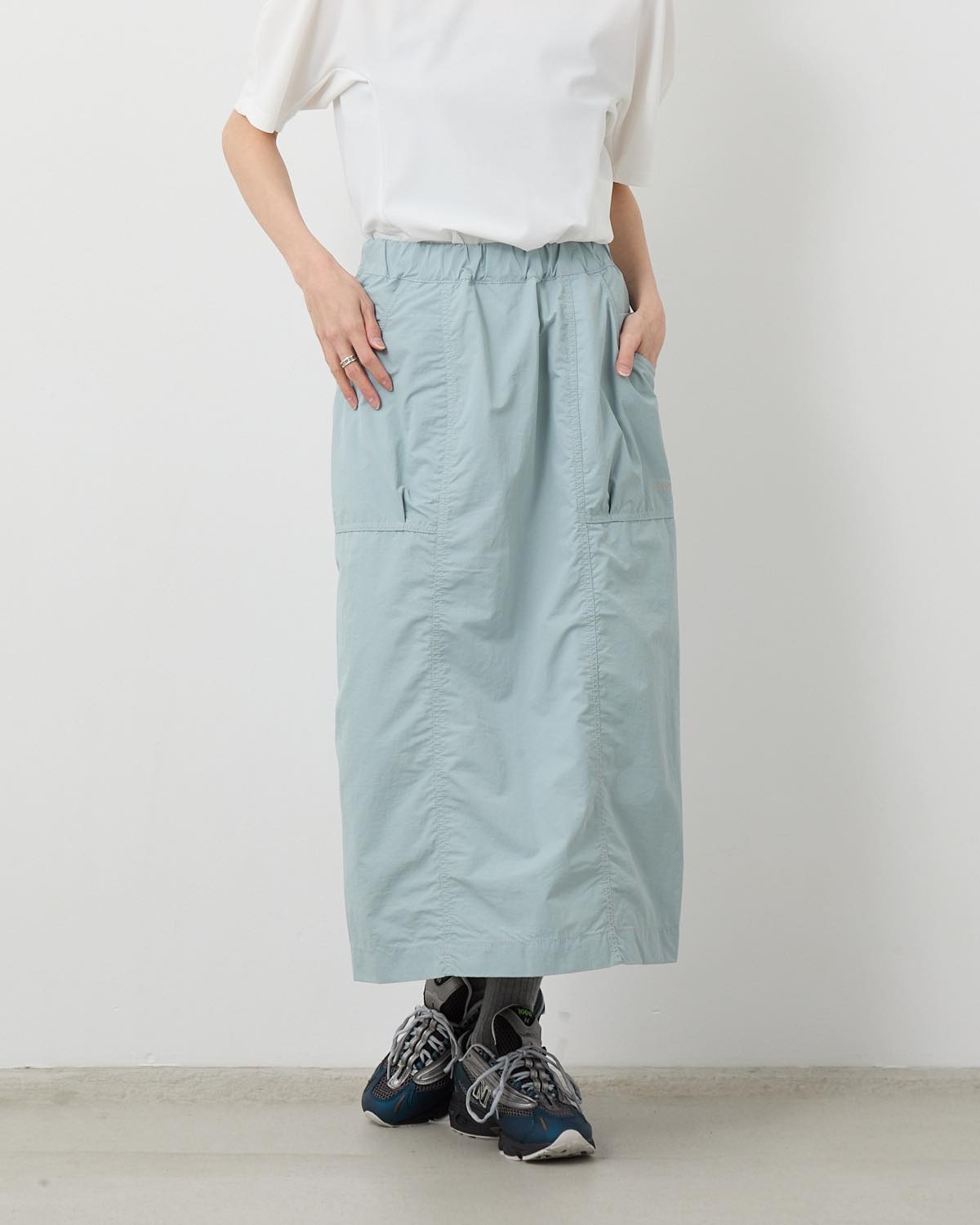 CRINKLED NYLON SKIRT (W)