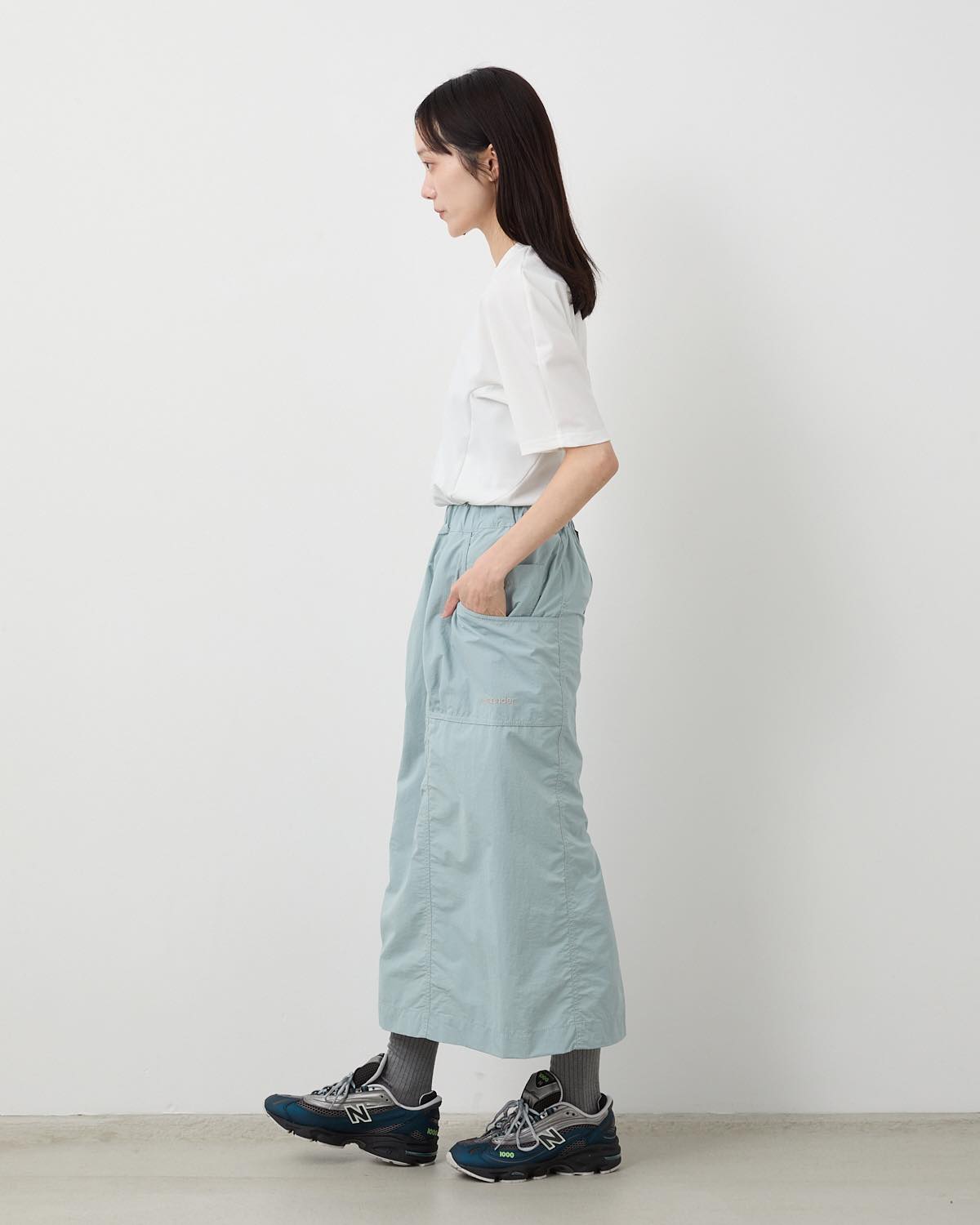 CRINKLED NYLON SKIRT (W)