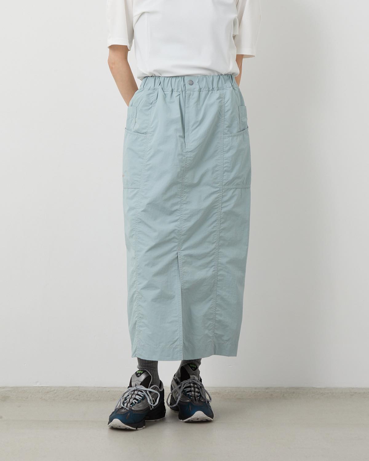 CRINKLED NYLON SKIRT (W)