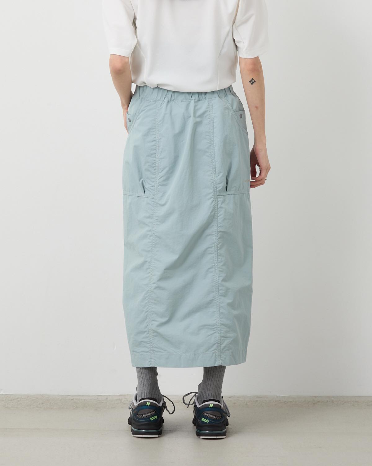 CRINKLED NYLON SKIRT (W)