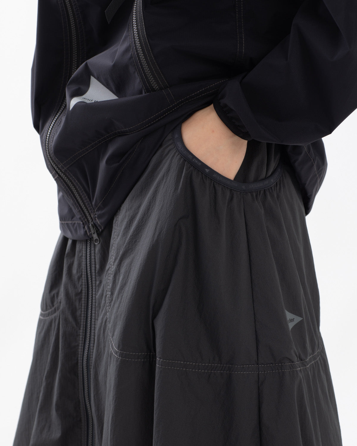 OCTA FLUFFY SKIRT (W)