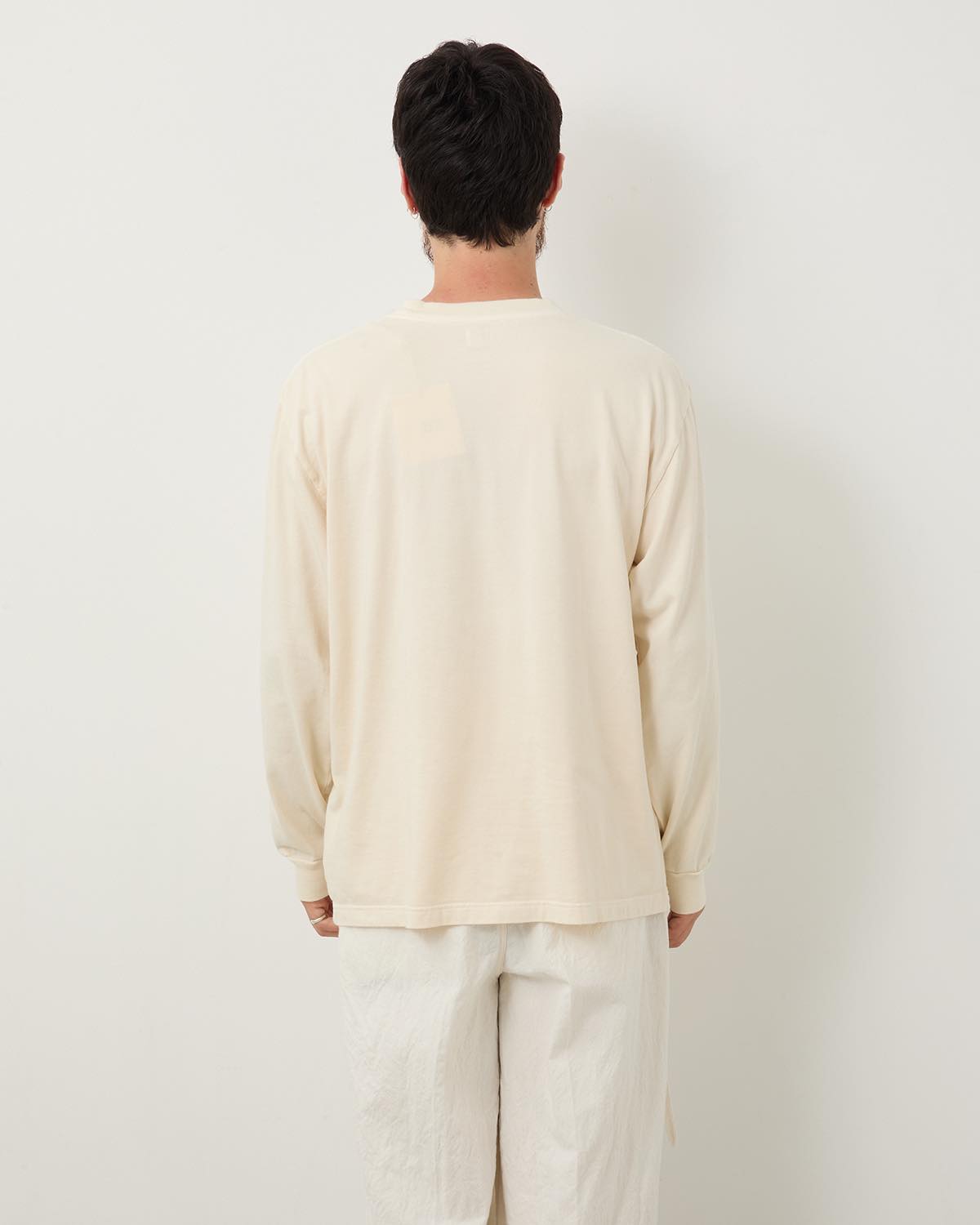 CLASSIC LONG-SLEEVE TEE