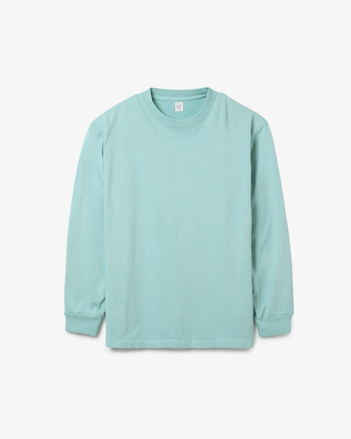 CLASSIC LONG-SLEEVE TEE