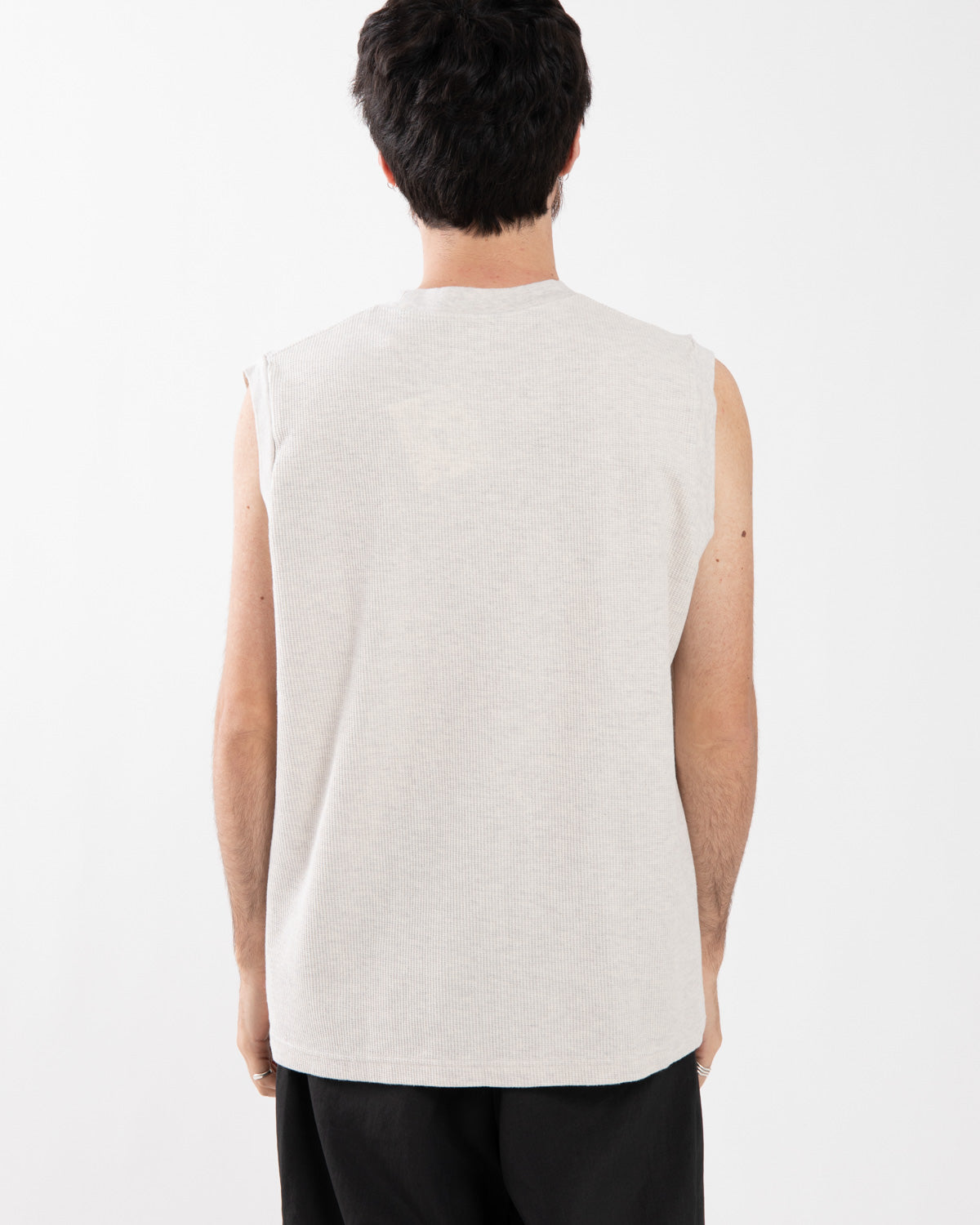 ROUGH&SMOOTH THERMAL SLEEVELESS
