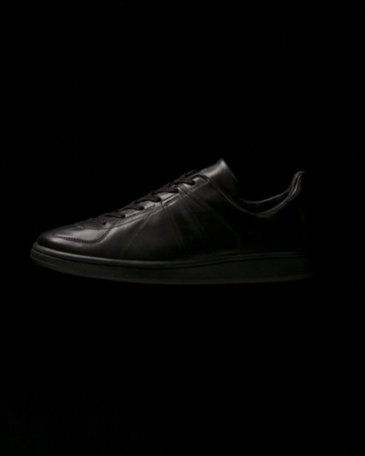 × REPRODUCTION OF FOUND INSIDE-OUT GERMAN TRAINER HORSEHIDE