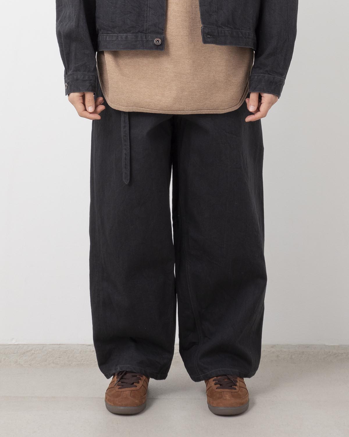 12.9OZ DENIM BIAS BELTED PANTS