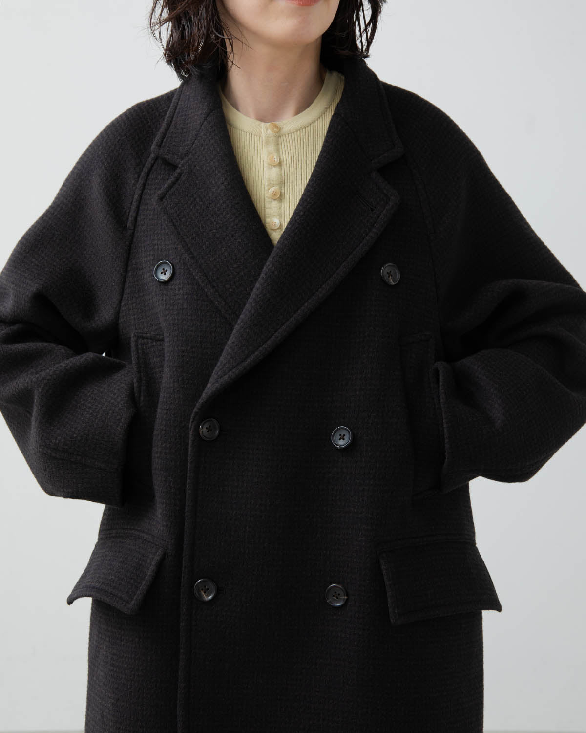 WOOL BEAVER DOUBLE-BREASTED COAT (WOMEN'S)