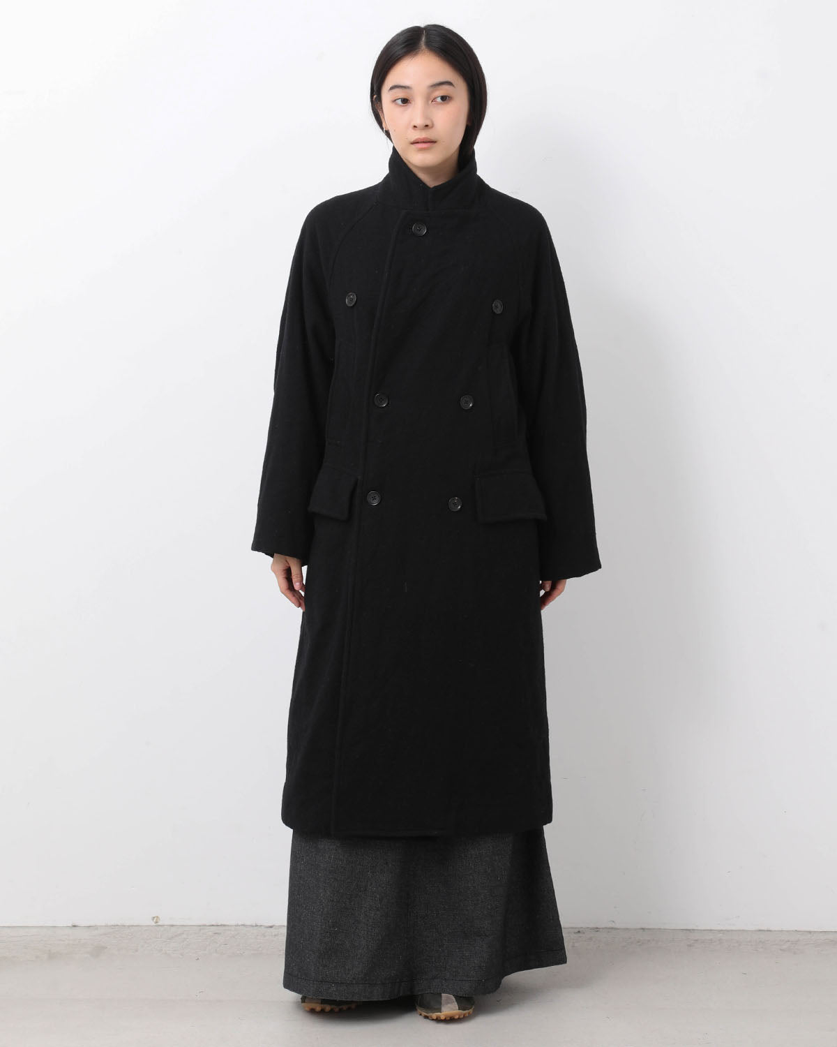 CLASSIC WOOL DOUBLE-BREASTED COAT