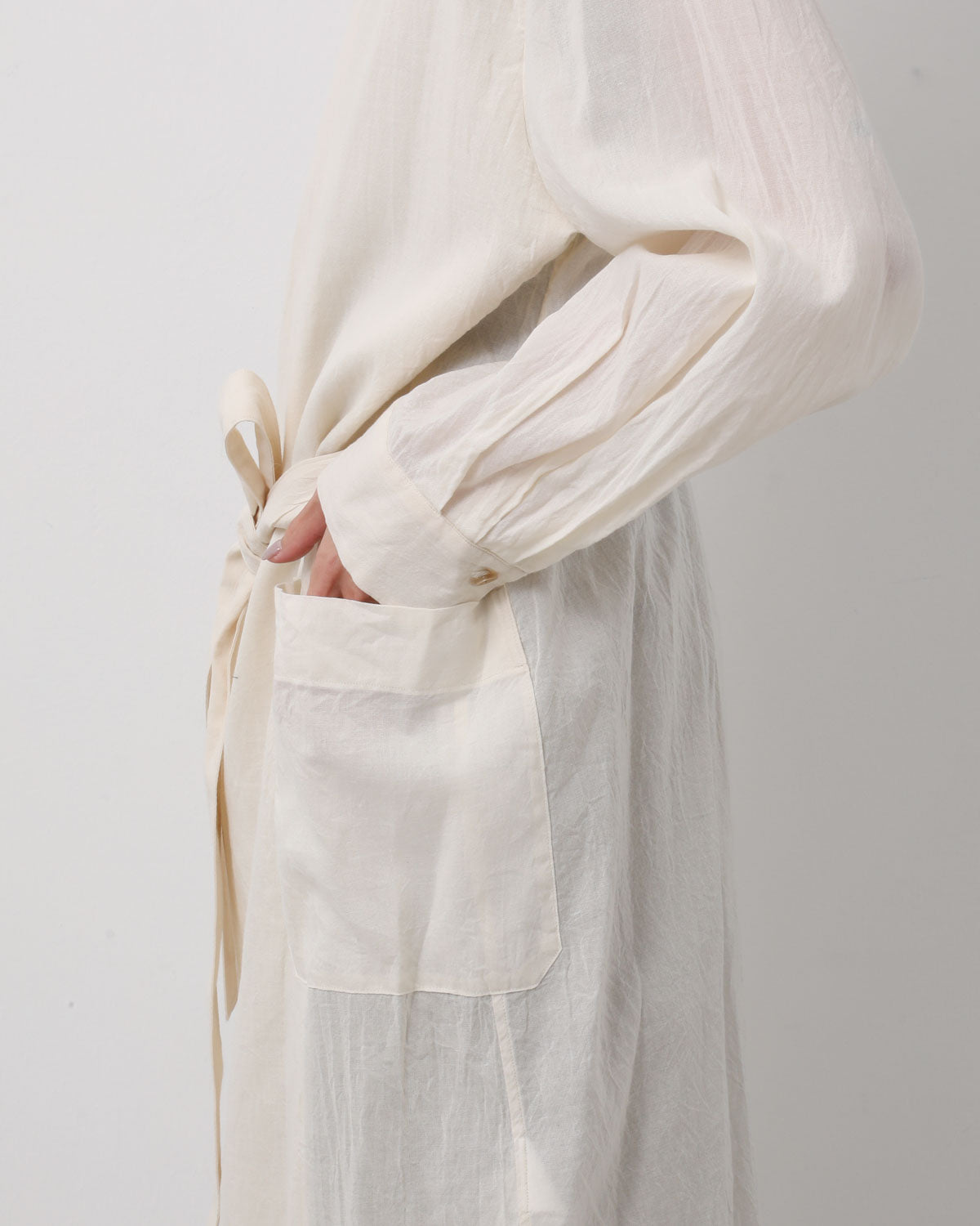 SILK-CO VOILE STANDING-COLLAR DRESS