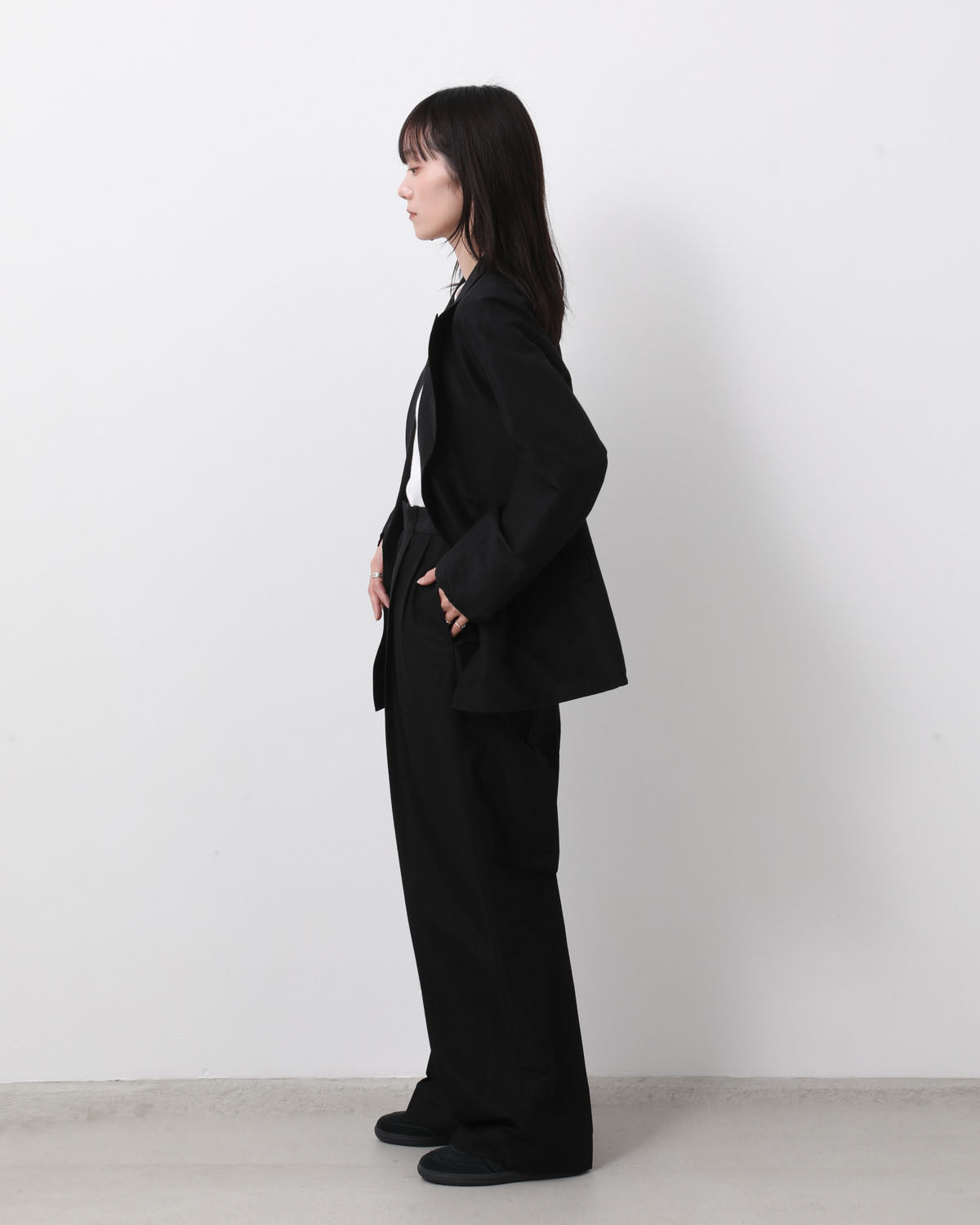 SILK-WO-CO TWO-TUCK SLACKS