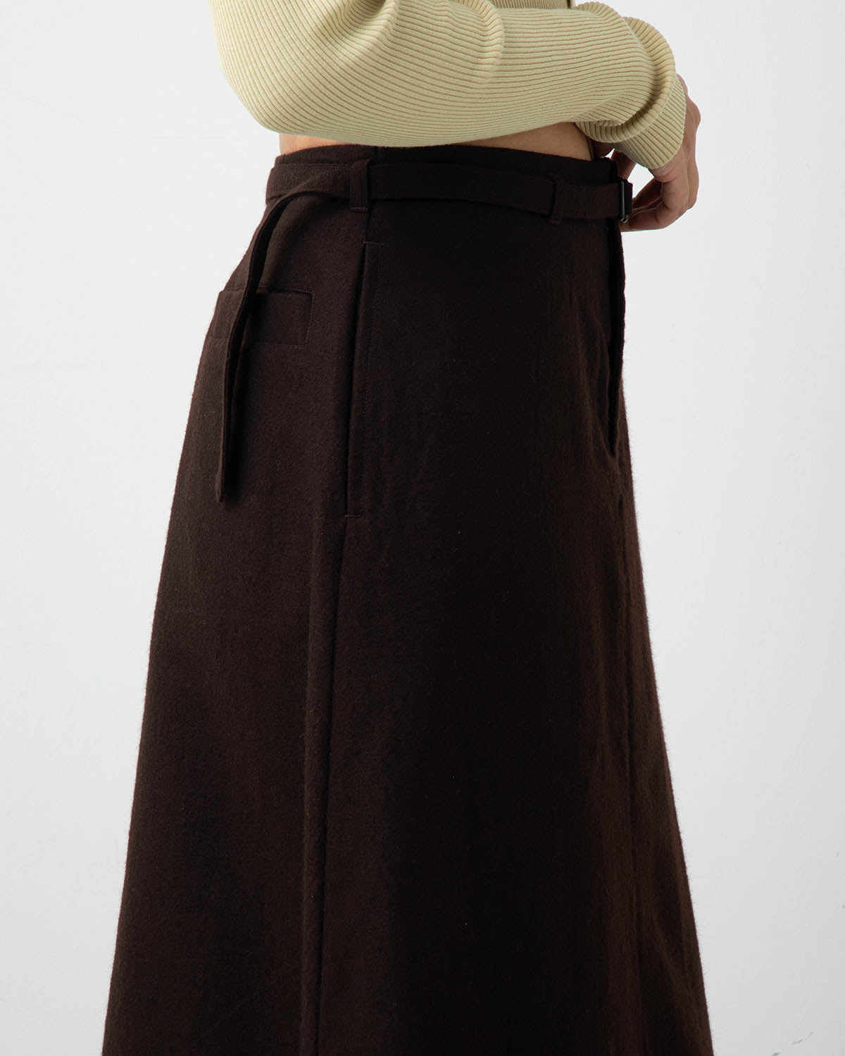 WOOL NAPPING BELTED SKIRT