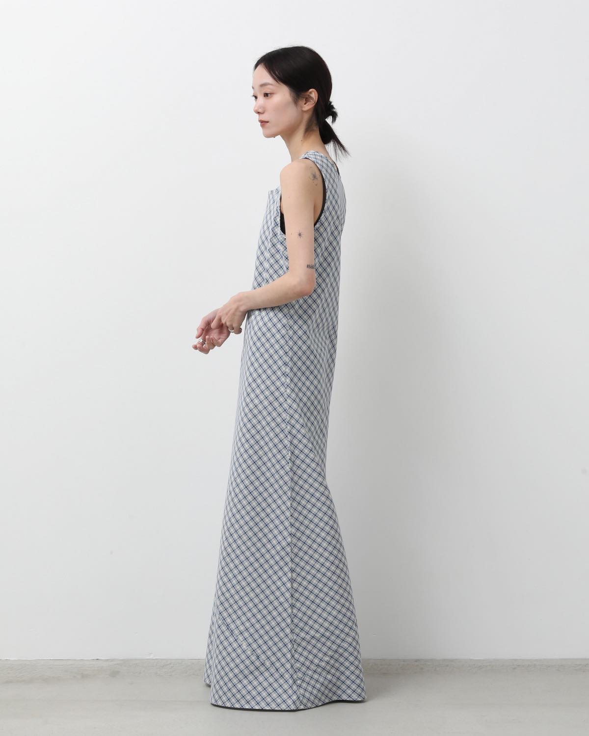 LARVA DRESS