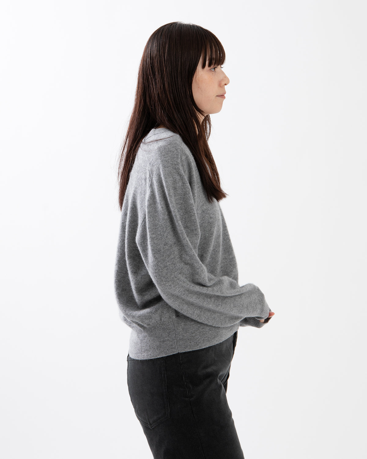 CASHMERE B VNECK WOMENS