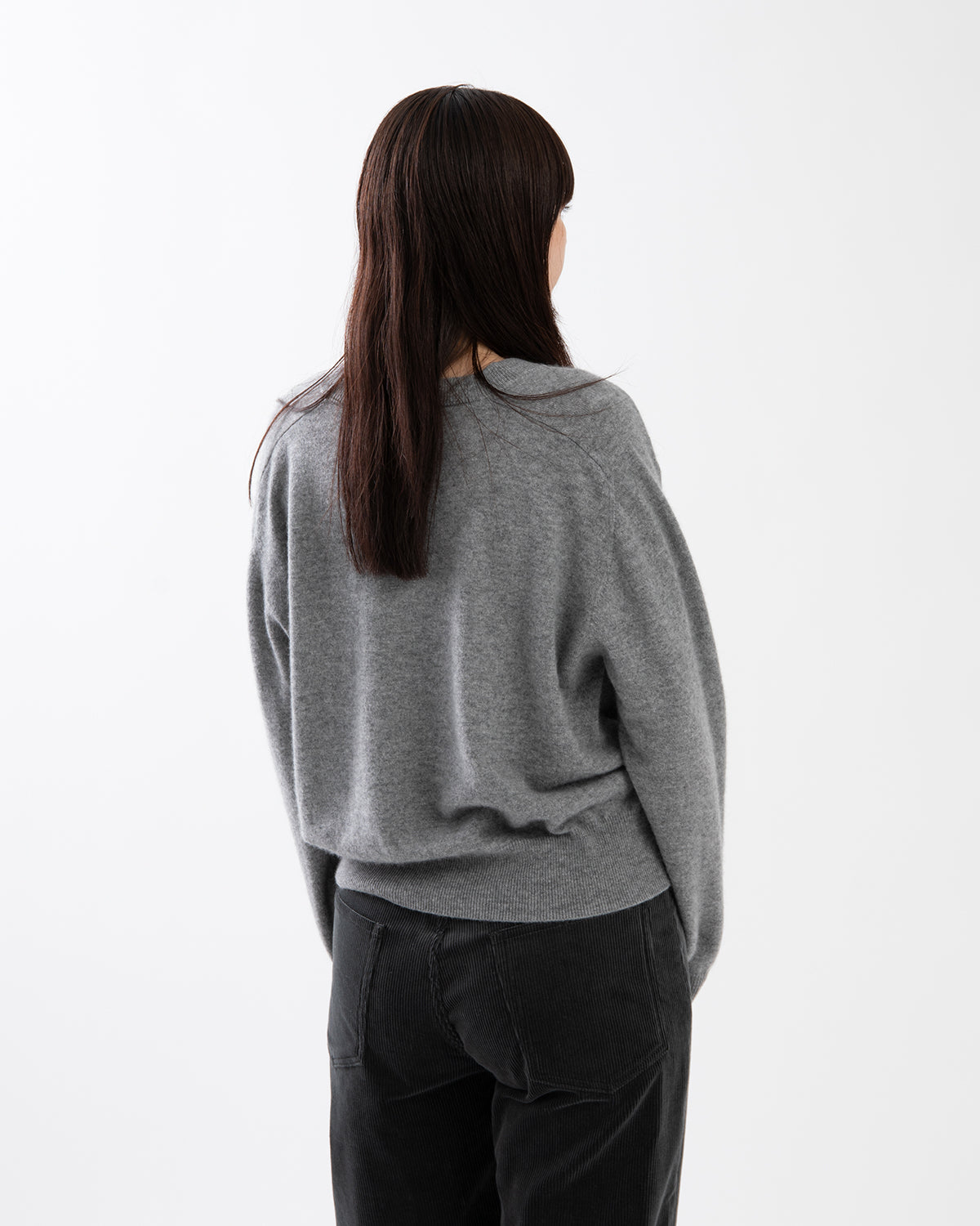 CASHMERE B VNECK WOMENS