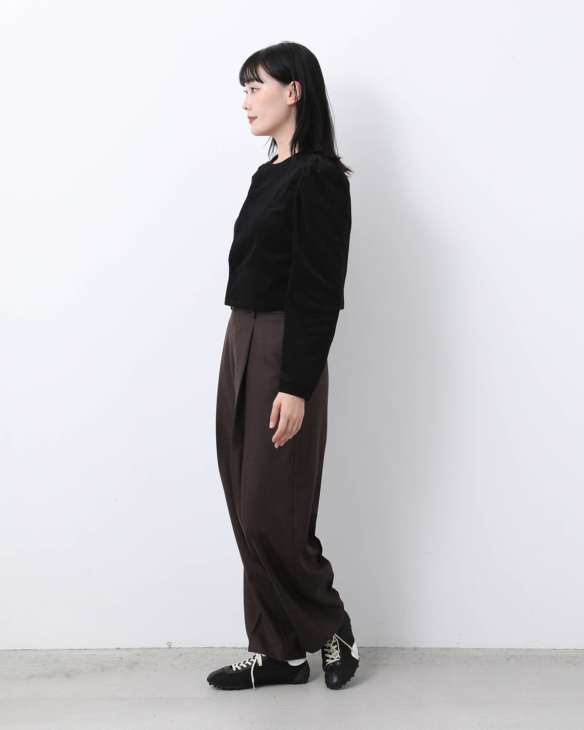 MIDDLEWOOL DEEPTUCK TROUSERS (WOMEN'S)