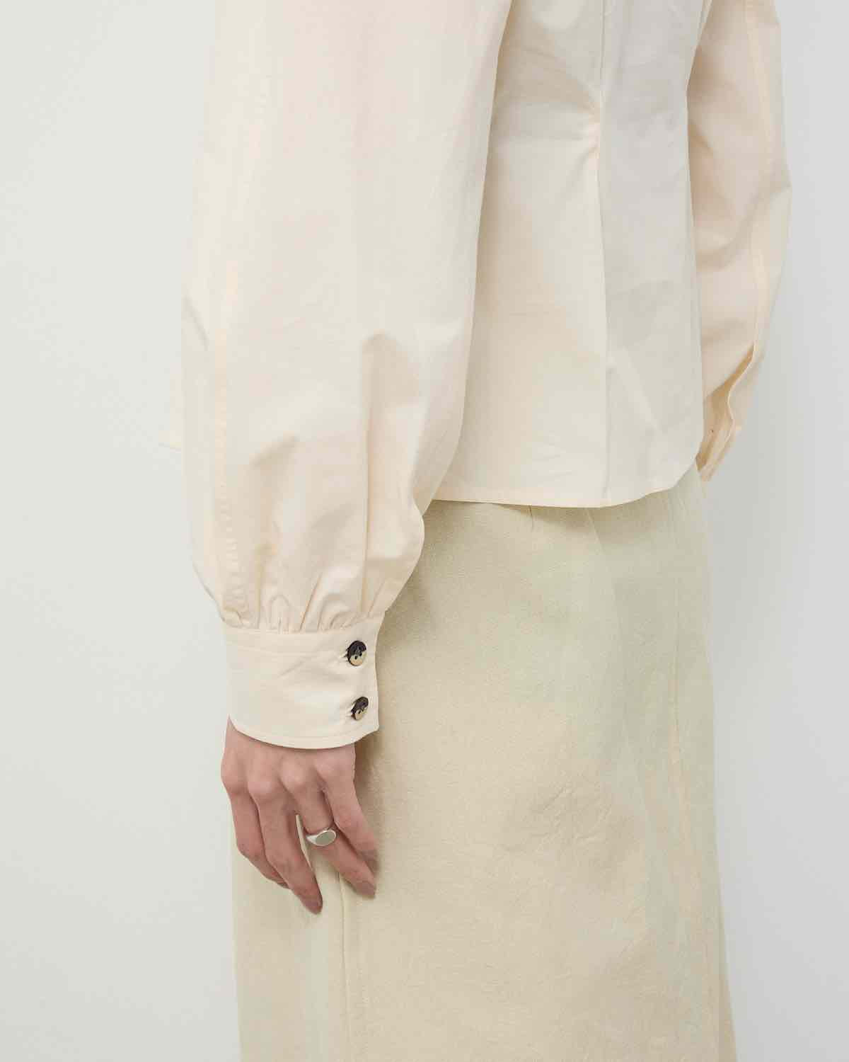 ORGANICCOTTON OPENCOLLER SAHPEDSHIRTS