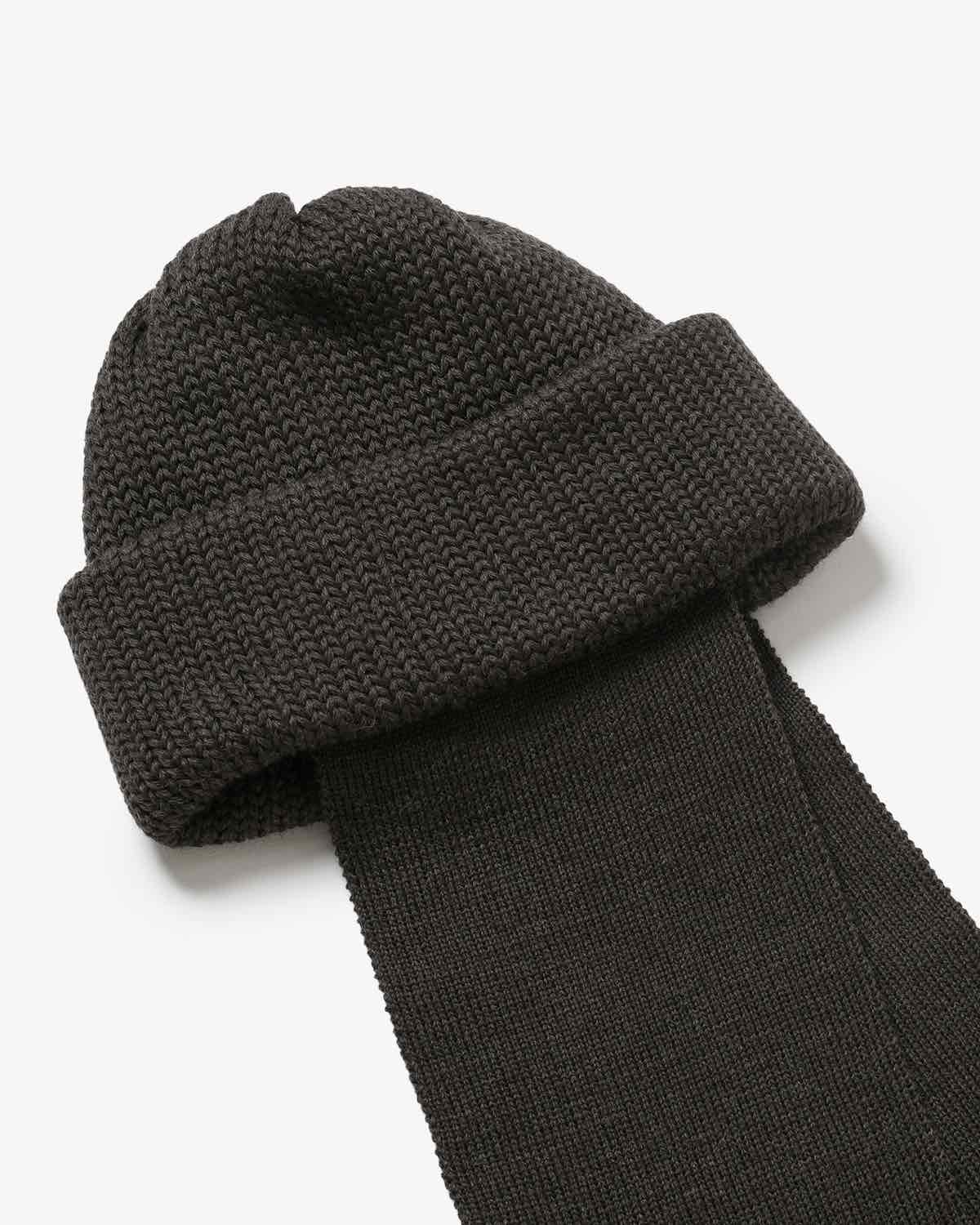 WOOL STANDARD KNIT (マフラー付き)