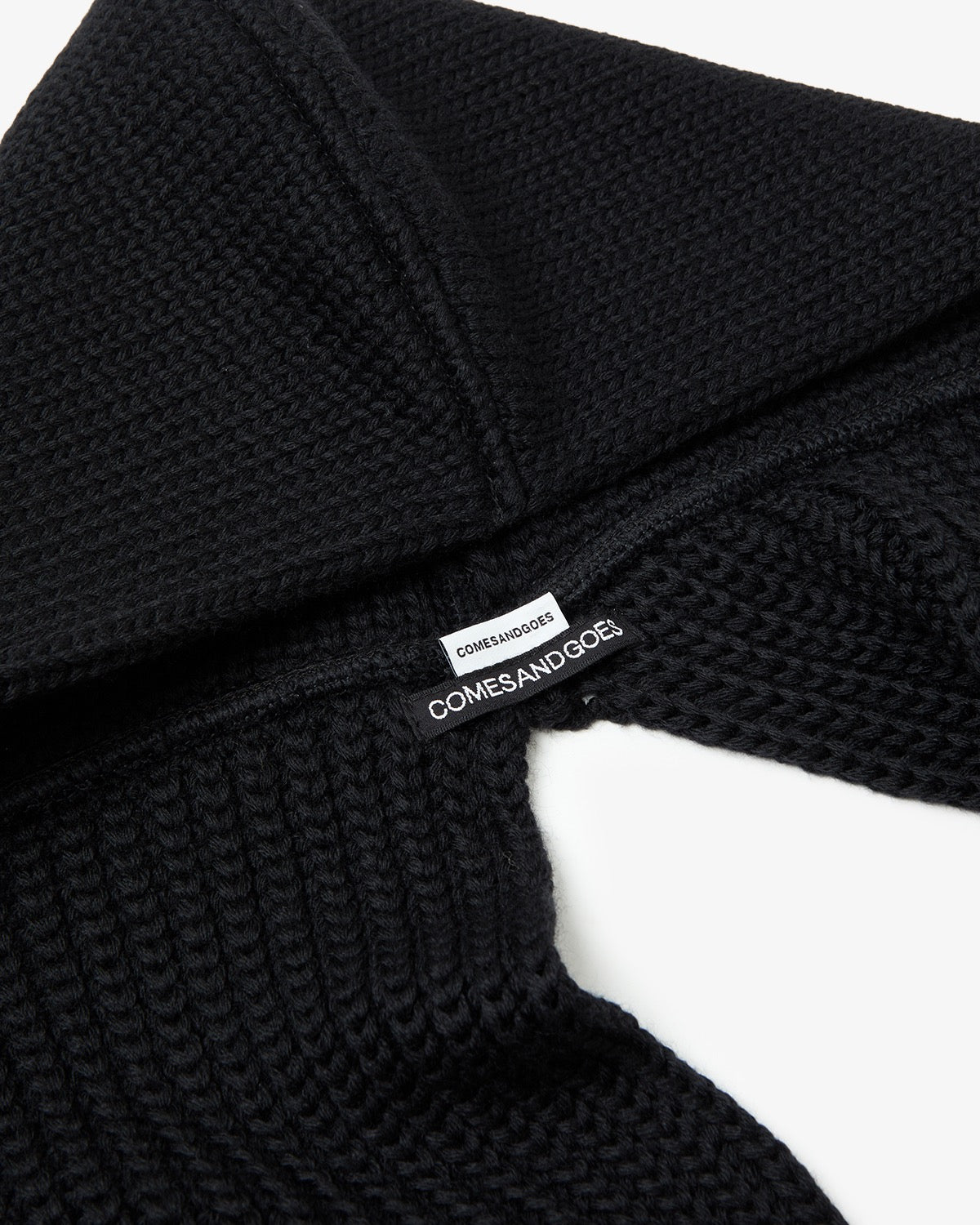 MERINO WOOL HOODIE MUFFLER