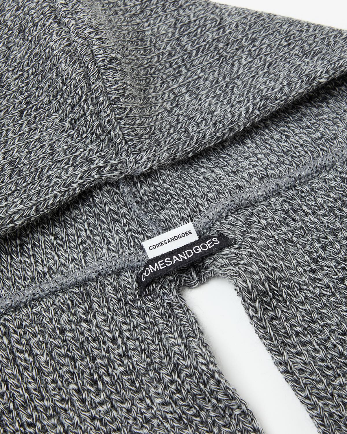 MERINO WOOL HOODIE MUFFLER