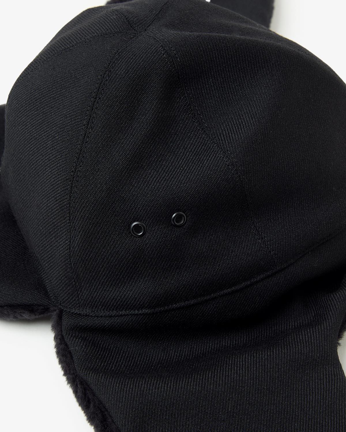 DRY WOOL BOMBER CAP
