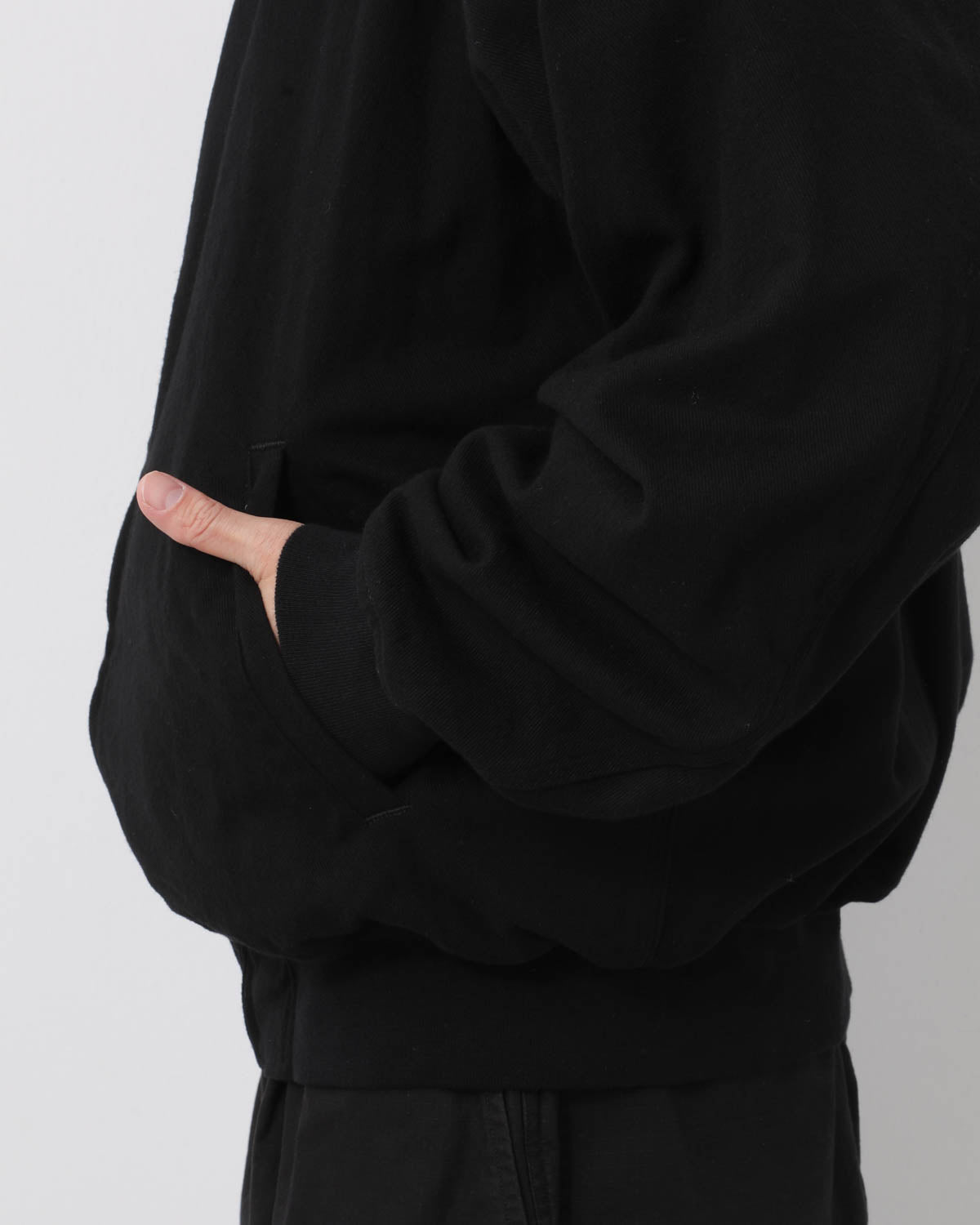 ブラックドリルジップジャケット