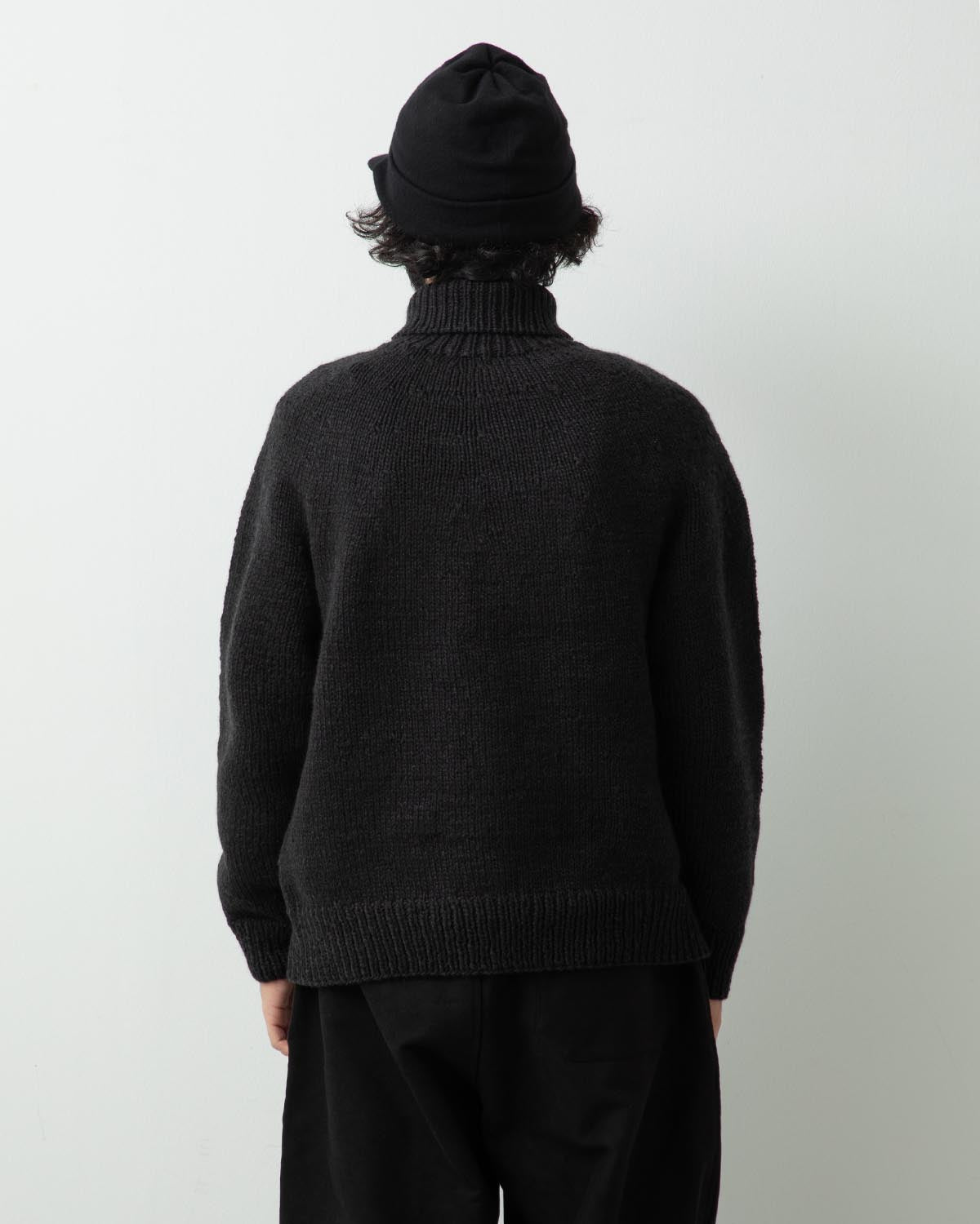 CASHMERE WASHI HAND TURTLENECK KNIT